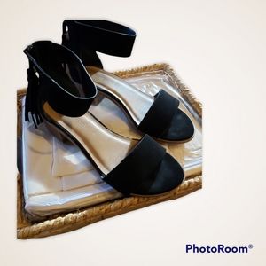 City Classifieds Black Sandals